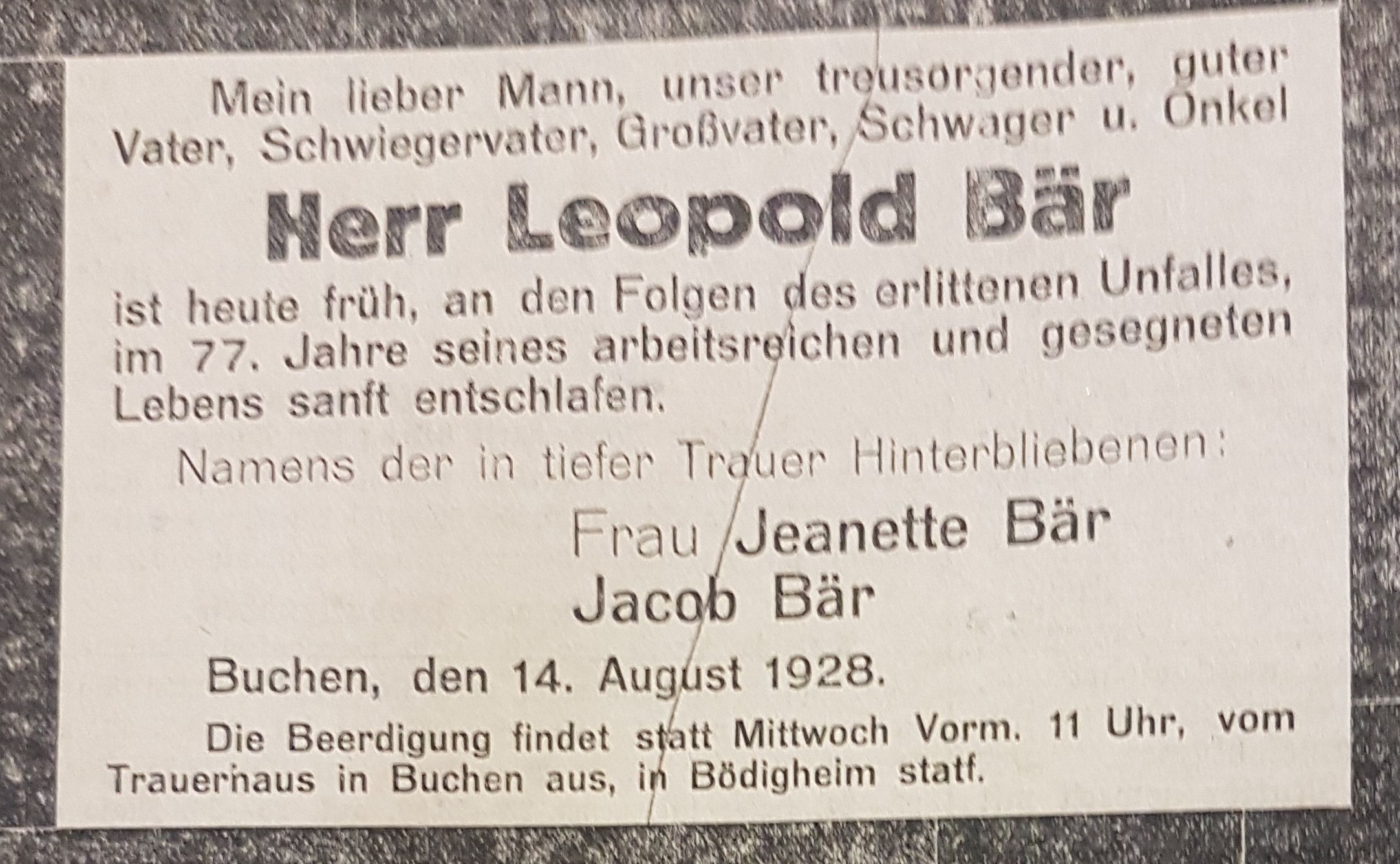 Trauerzeige für Leopold Bär von seiner Familie. (Repro: Stadtarchiv Buchen)
