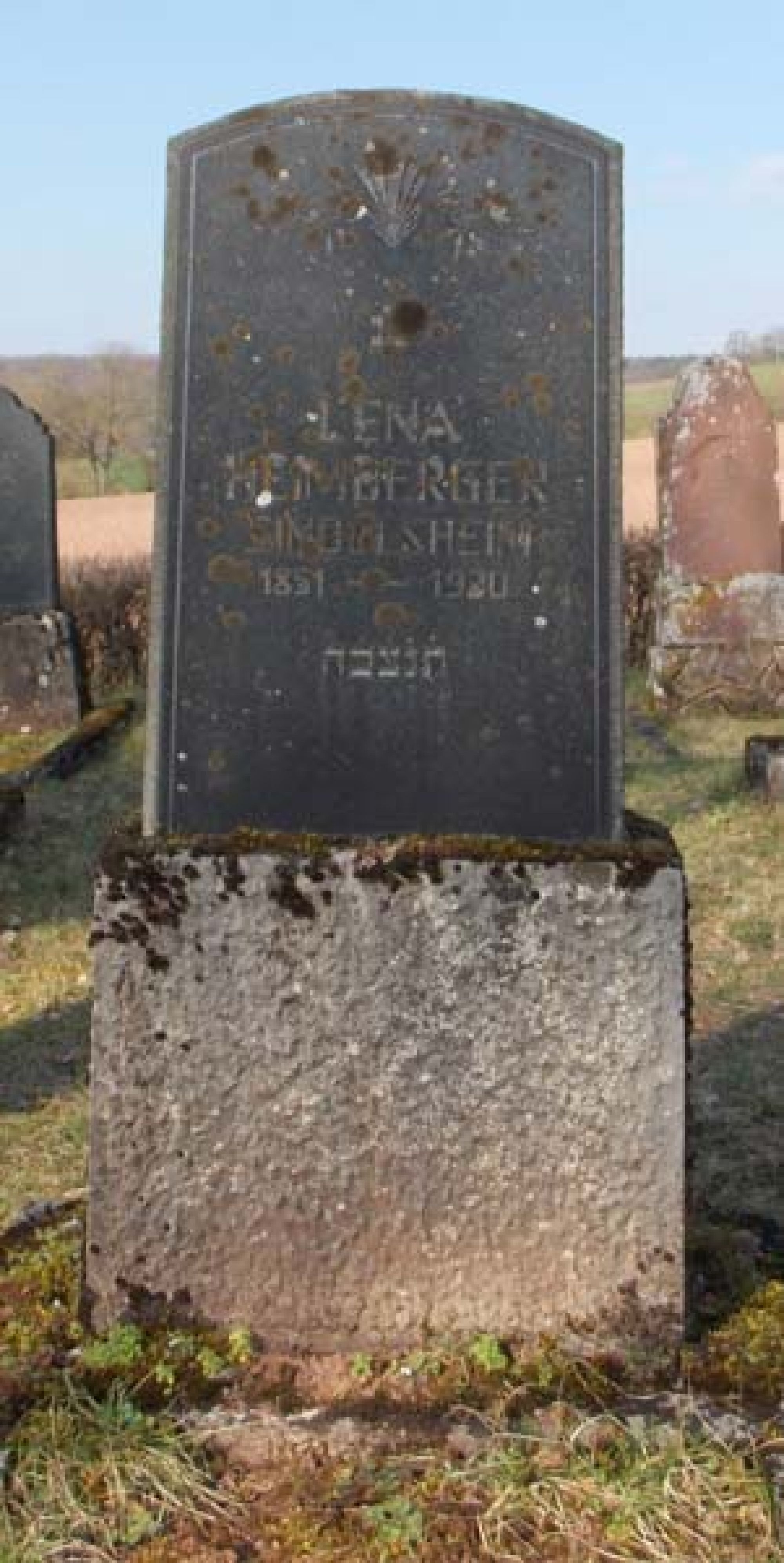 Das Grab von Lena Heimberger