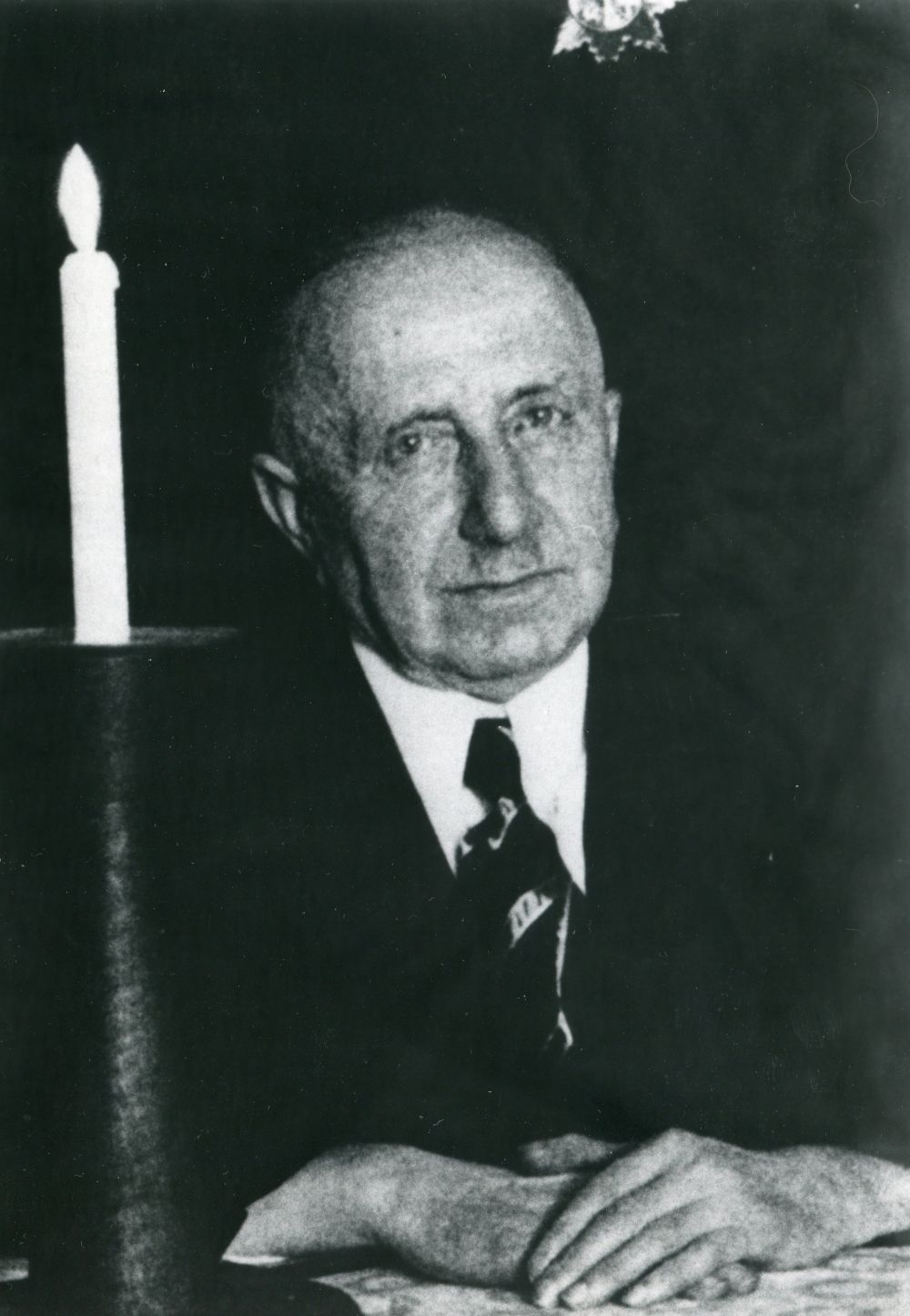 Jacob Mayer um 1930. Jacob Mayer um 1930.